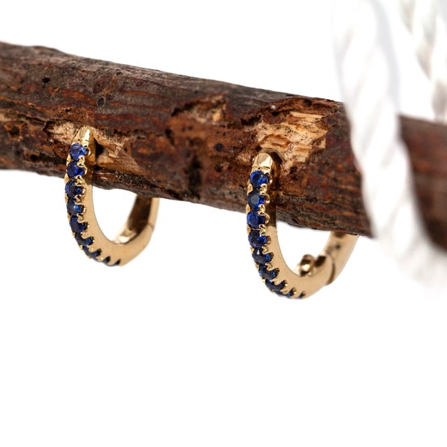 Contemporary 10mm Solid 14k Yellow Gold Ceylon Sapphire Huggie Earrings, Pair For Sale - Image 3 of 5