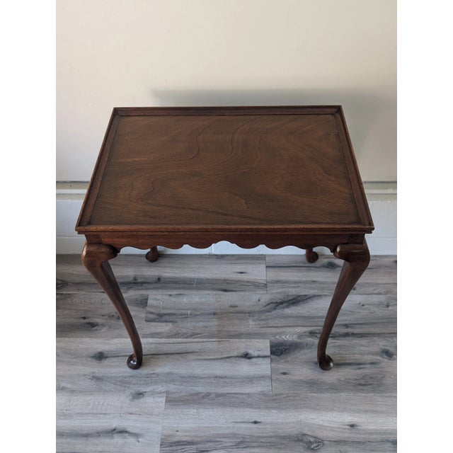 Late 20th Century Kindel Irish Georgian Collection Mahogany Tea Accent Table For Sale - Image 5 of 12