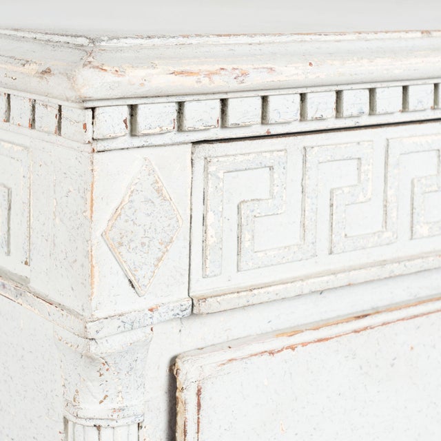 Early 19th Century Danish Gray Painted Pine Gustavian Chest of Five Drawers For Sale - Image 6 of 16