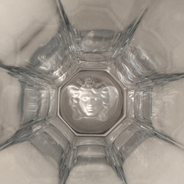 2000 - 2009 Medusa Dor Longdrink Glasses by Versace for Rosenthal, 1990s, Set of 2 For Sale - Image 5 of 7