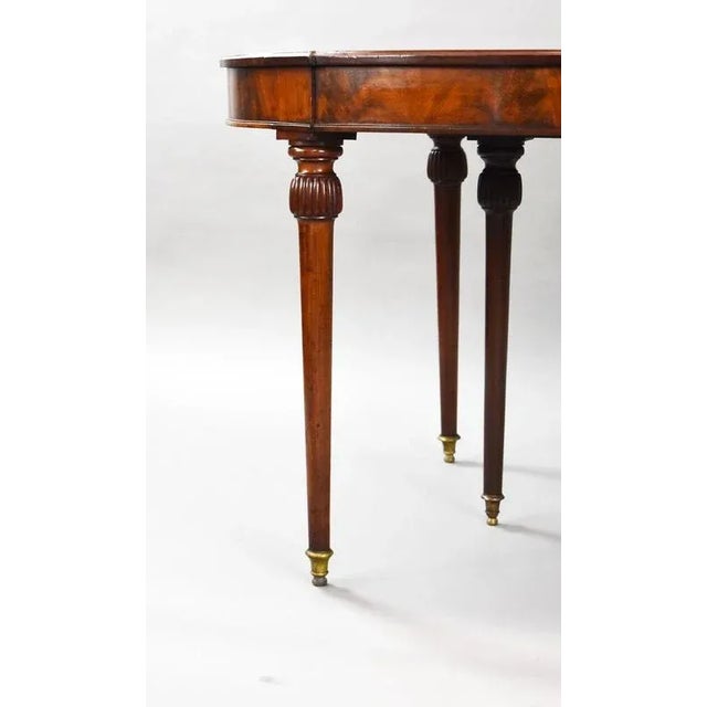 Large Antique Mahogany Extending Dining Table, 1900s For Sale - Image 4 of 10