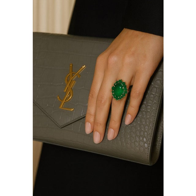 Bochic “Capri” Vintage Natural Retro Emerald Ring Set In 18K Gold & Silver For Sale - Image 4 of 12