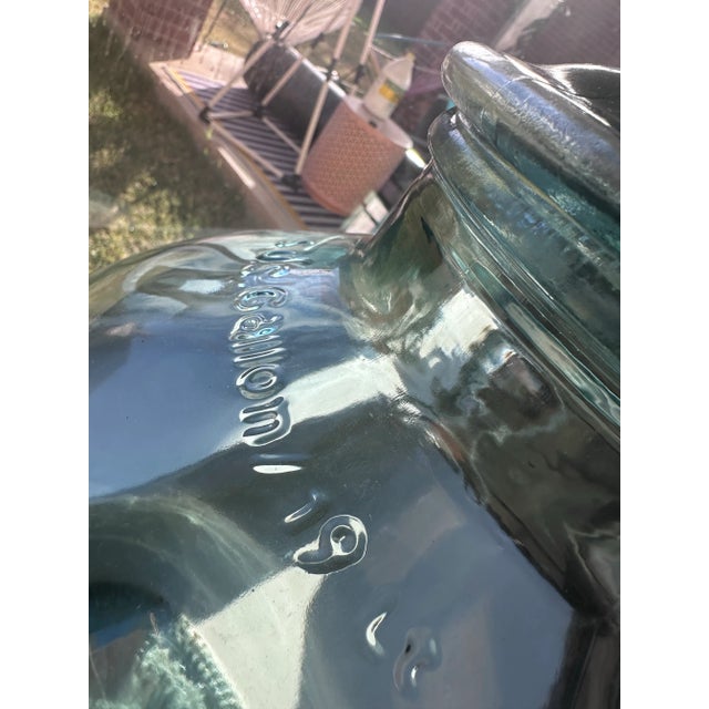 1970s Sve 5-Gallon Aqua Hand-Blown Glass Beverage Dispenser With Lid For Sale - Image 4 of 10