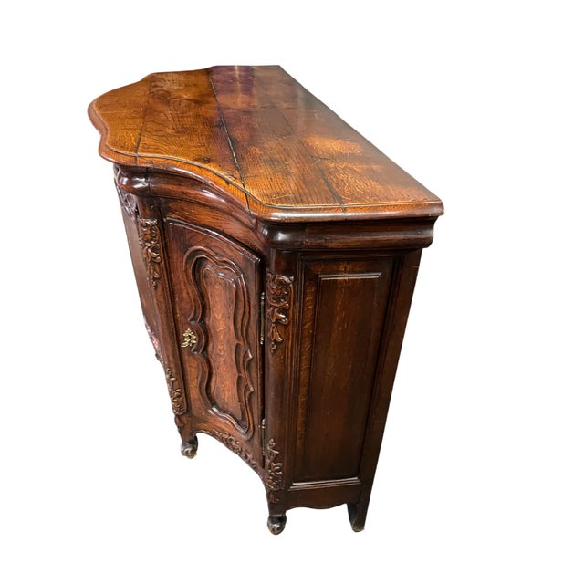 18th Century Bow Front Dresser in Oak, Flanders, 1760 For Sale - Image 5 of 6