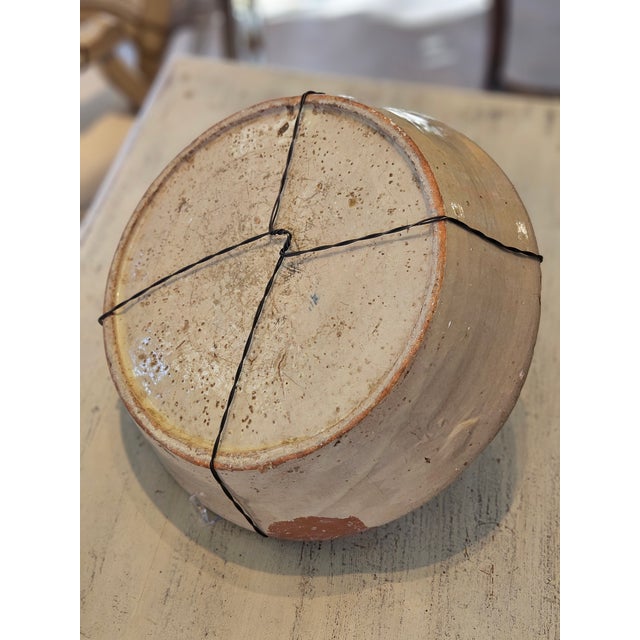 Rustic European Mid 19th Century Spanish Ceramic Fajalauza Bowl From Granada For Sale - Image 3 of 7
