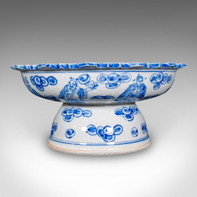 Chinese Vintage Footed Serving Bowl, Chinese, Ceramic, Fruit, Bonbon Dish, Mid Century For Sale - Image 3 of 9