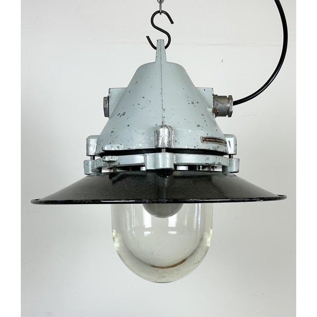 Grey Cast Aluminium Explosion Proof Lamp with Enameled Shade from Elektrosvit, 1970s For Sale - Image 6 of 18