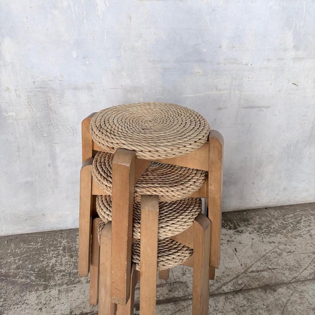 1960s Mid-Century Modern Stackable Rush Woven Stools, 1960s, Set of 4 For Sale - Image 5 of 10