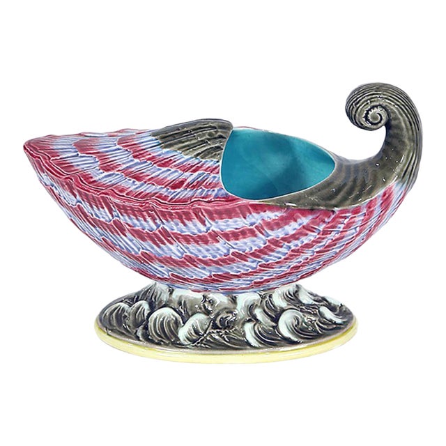 Wedgwood Majolica Nautilus Shell Spoon Warmer, Circa 1879 For Sale