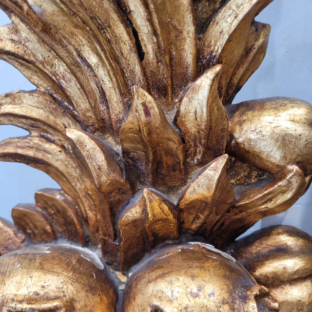 Trim Medici Cup Wall Sconce in Carved and Gilded Wood, Spain, 1950s For Sale - Image 13 of 17