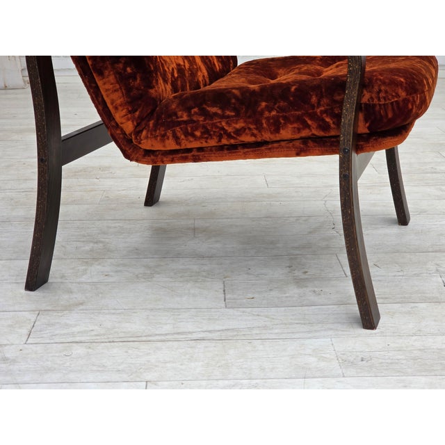 Danish Lounge Chair in Velour and Bent Oak, 1970s For Sale - Image 4 of 18