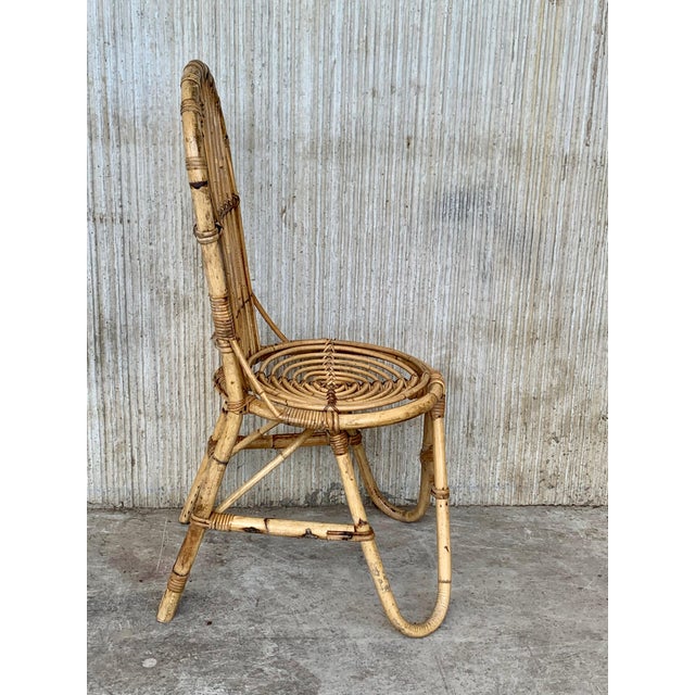 Set of Five French Bamboo and Rattan French Sculptural Dining Chairs circa 1970 For Sale - Image 4 of 18