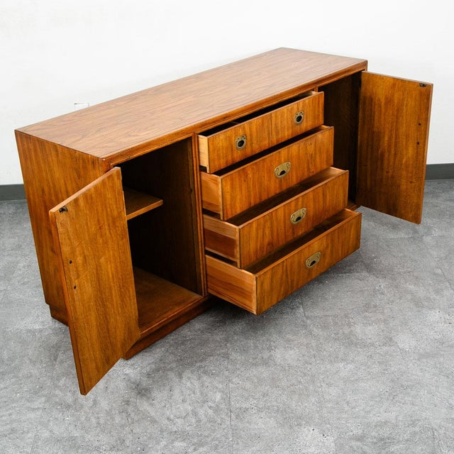 1960s 1960s Mid Century Modern Credenza Dresser Drexel 5 Drawer Brass Handles Passage MCM For Sale - Image 5 of 12