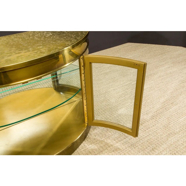 Metal Mastercraft Brass Illuminated Demilune Vitrine Cabinet, 1970s, Signed For Sale - Image 7 of 16