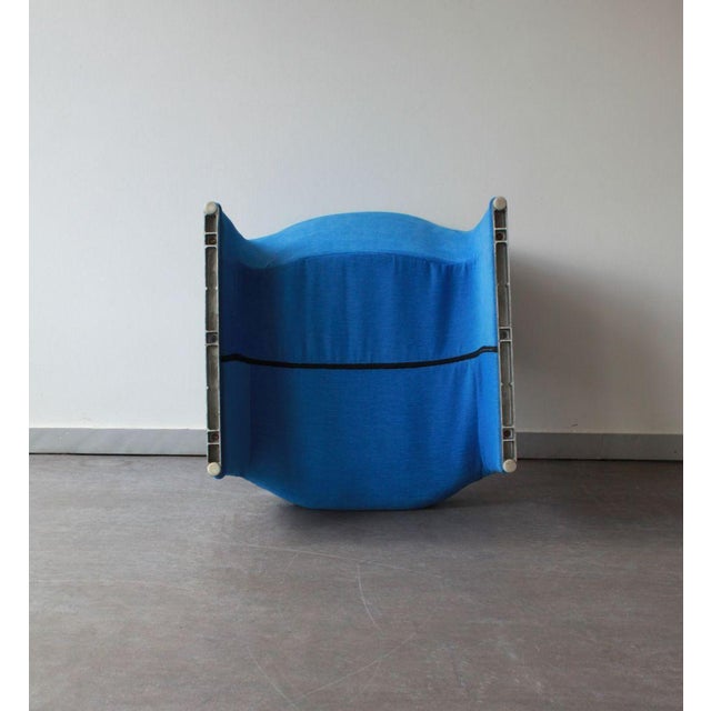 A sculptural emblem of 1970s Italian design, the famous Alky armchair was designed by Giancarlo Piretti for Anonima...