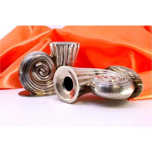 Low Candlesticks in Fluted Silver, Set of 2 For Sale - Image 4 of 7