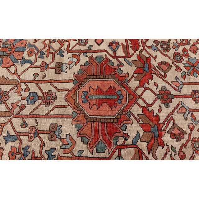 1920s 1920s Persian Heriz Rug For Sale - Image 5 of 7