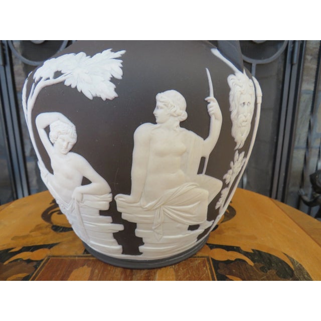 Antique Wedgwood Black Jasperware 10" Portland Vase Peleus & Thetis Phrygian Cap For Sale - Image 16 of 18