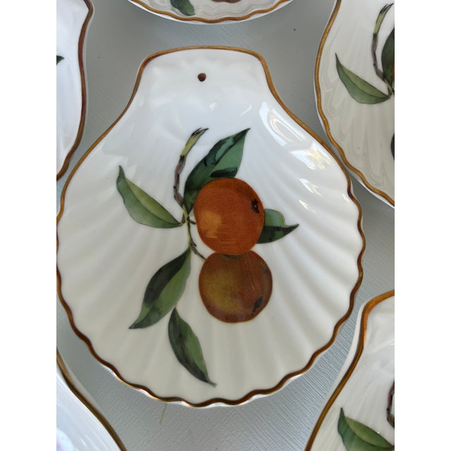 English 1980s Royal Worcester "Evesham" Set of 8 Oyster Shell/Trinket/Candy/Nut Dishes For Sale - Image 3 of 9