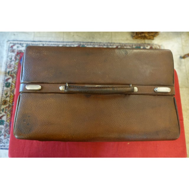 1930s Vintage Travel Suitcase Trunk, 1930s For Sale - Image 5 of 15