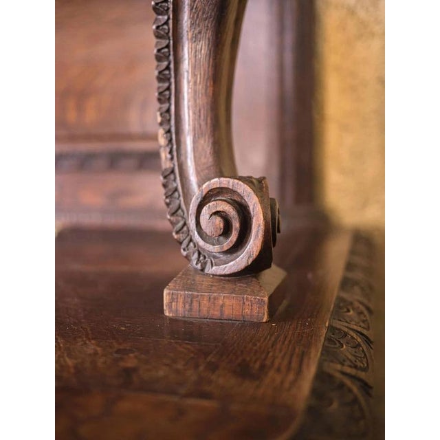Brown 18th Century Norman Cabinet in Oak For Sale - Image 8 of 13