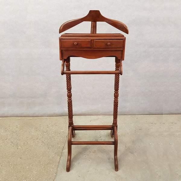 Vintage Gentleman S Wooden Valet Stand Suit Rack Clothing Hanger