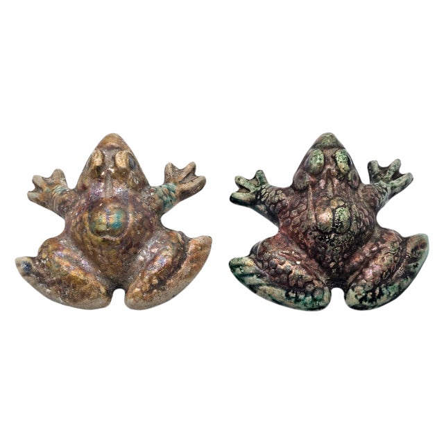 Figurative Margie Hughto Studio Signed Iridescent Ceramic Frog Sculptures, Pair, 4" For Sale - Image 3 of 18
