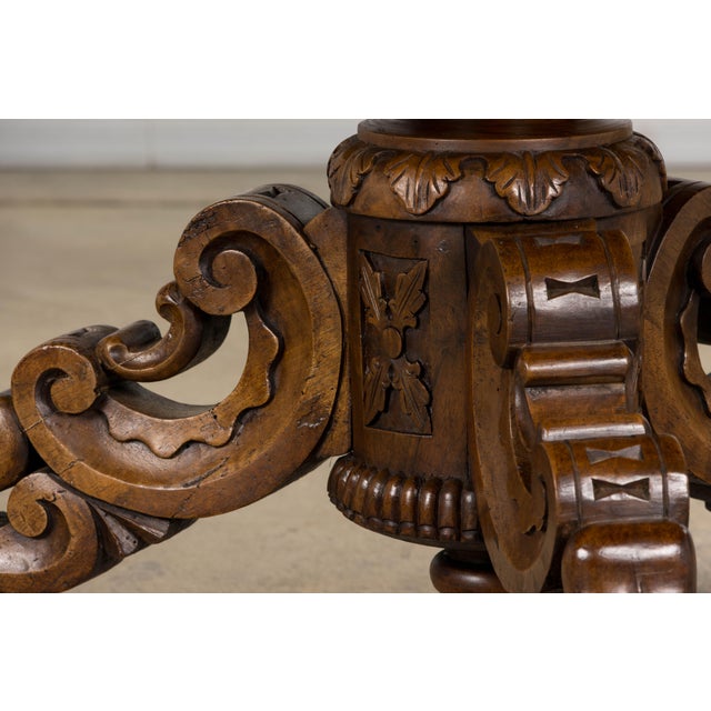 19th Century French Renaissance Revival Pedestal Center Table For Sale In New York - Image 6 of 16