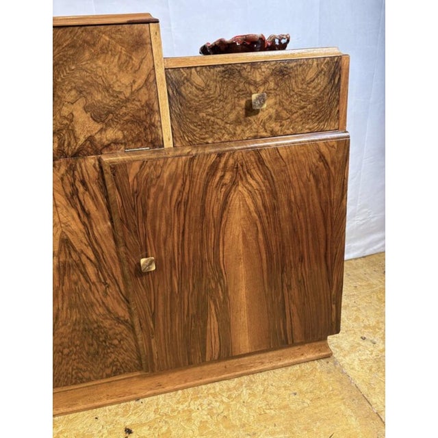 Brown Art Deco English Burr Walnut Cocktail Bar Cabinet, 1930s For Sale - Image 8 of 15