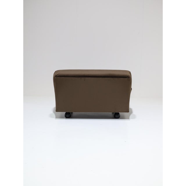 Fianda Modular Sofa and Armchair in Brown Velvet by Vico Magistretti for Cassina, 1970s, Set of 4 For Sale - Image 16 of 18