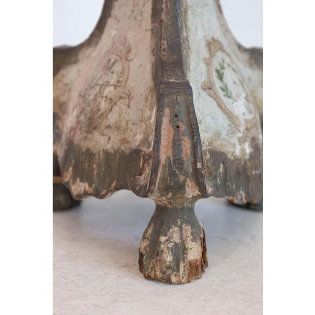 Wood 18th-Century French Louis XVI Painted and Giltwood Altar Candlestick Lamp For Sale - Image 7 of 11