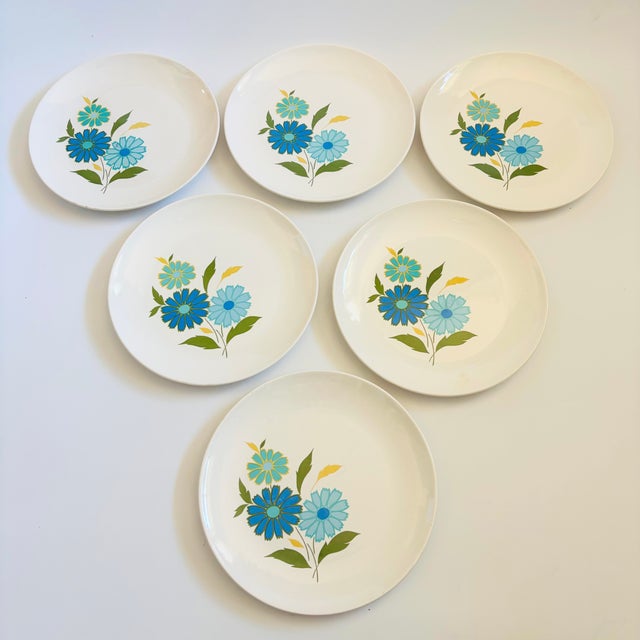 Ceramic Mid Century American Ironstone Blue Flower Dinner Plates - Set of 6 For Sale - Image 7 of 14