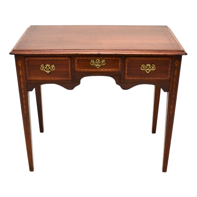 Antique Georgian Lowboy Side Table, 1790s For Sale