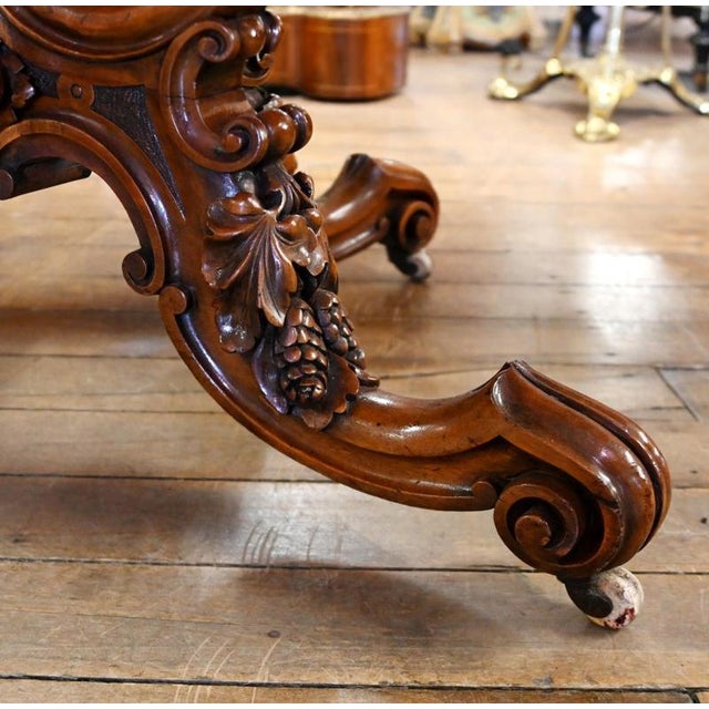 19th Century Victorian Burr Walnut Oval Centre Table, 1890 For Sale - Image 5 of 6
