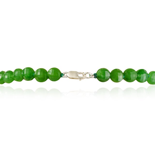 Gemstone Early 21st Century Style Artisan 131 Ct Vibrant Green Jade Round Beaded Strand Necklace, 17" For Sale - Image 7 of 15