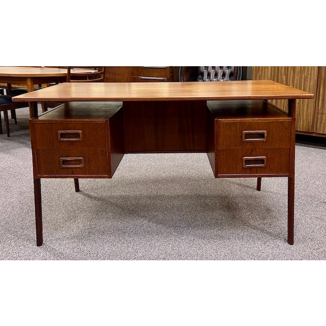 Mid Century Modern Scandinavian Teak Desk C. 1960's For Sale In San Francisco - Image 6 of 11