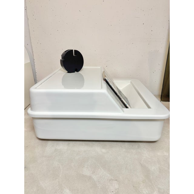 Modern Coffee Table attributed to Jean-Paul Emonds-Alt for Meurop, 1970s For Sale - Image 3 of 9