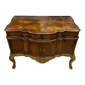 Early 20th Century Antique George II Style Book-Matched Walnut Commode