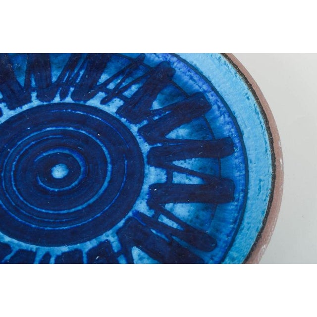 Stoneware Dish in Blue and Navy Blue Tones by Inger Persson for Rörstrand Ateljé, 1960s For Sale - Image 3 of 5