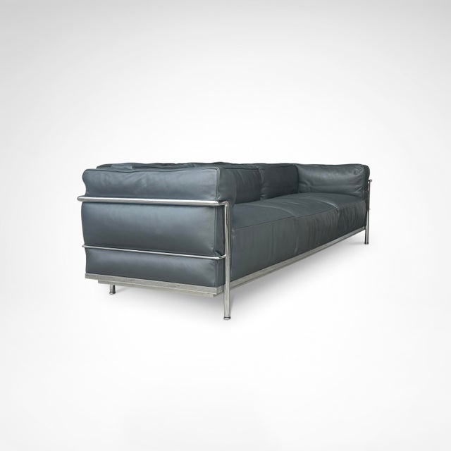 1990s LC3 Down Cushions Y Leather 3-Seater Sofa by Le Corbusier for Cassina, 1990s For Sale - Image 5 of 9