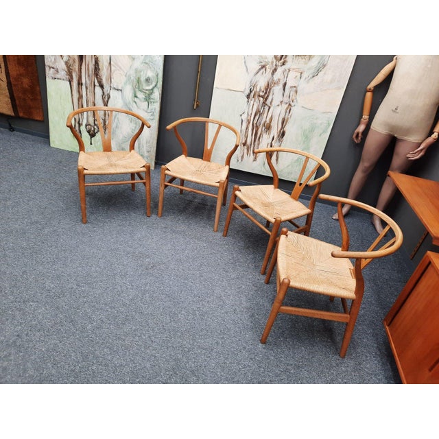 Carl Hansen & Søn Wishbone Chairs by Hans Wegner for Carl Hansen & Son, 1960s, Set of 4 For Sale - Image 4 of 16