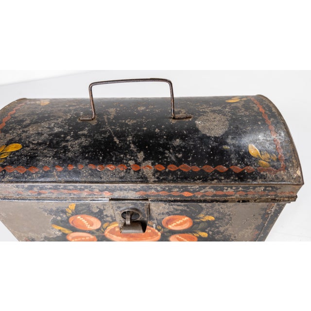 19th Century Primitive Americana Painted Toleware Tin Box For Sale - Image 9 of 15