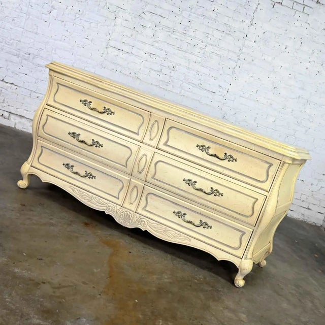 Wood Prince Howard French Provincial Hollywood Regency Vintage White Dresser Credenza For Sale - Image 7 of 13