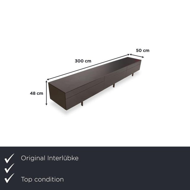 Here you get a Cube Change lowboard from Interlübke, whose extra-long, low design adds a clean, modern touch to your...