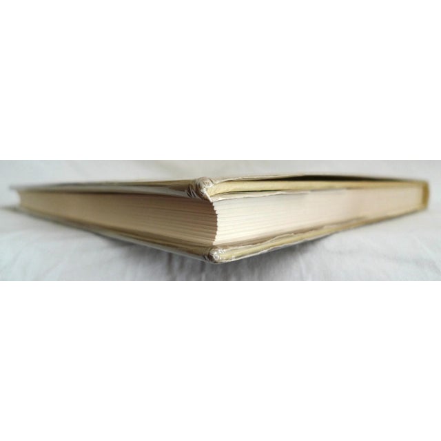 Victorian 1970s Illustrated Book, Julian Barnard's Victorian Ceramic Tiles. Christie's International Collector's Series. For Sale - Image 3 of 13