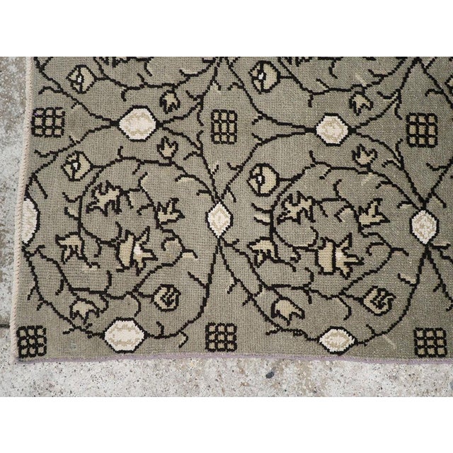 Galerie Shabab Collection Mid-20th Century Turkish Anatolian Throw Rug For Sale In New York - Image 6 of 9