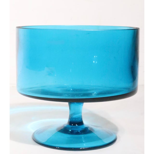 Mid Century pedestal bowl, attributed to Jozefina Krosno, made in Poland circa 1950/60's. The bowl is in excellent,...
