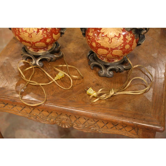 Pair of Mid-Century French Louis XV Chinese Export Porcelain Bronze Lamps For Sale - Image 9 of 9