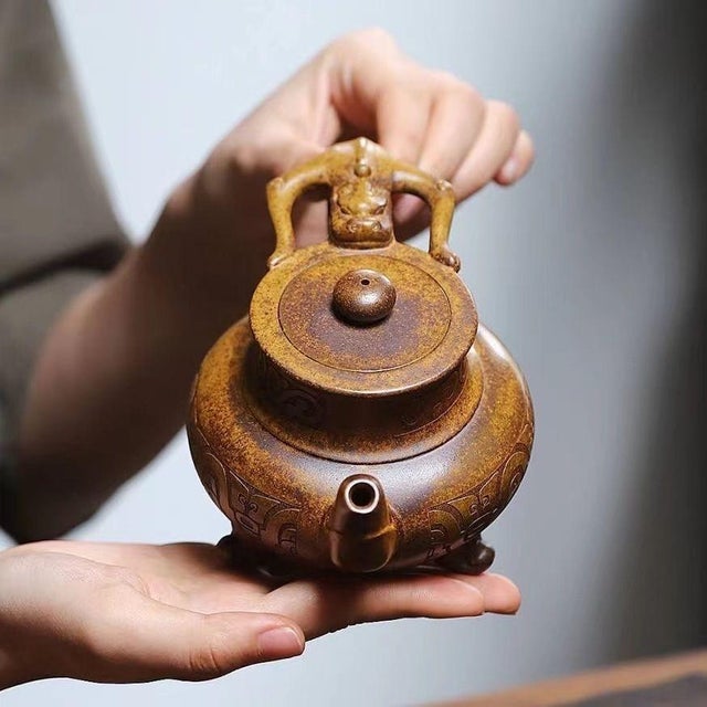 Coffee Hand-Carved Auspicious Motif Yixing Zisha Wine & Tea Pot – Wood-Fired Golden Vessel (Jin Zun) Handmade Clay Teapot For Sale - Image 8 of 9