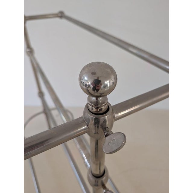A beautiful towel rack from the 1920s in typical Art Deco style. Its clean, geometric design and nickel-plated finish give...